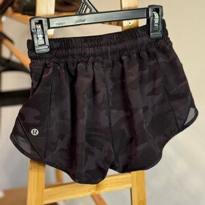 Lululemon Hotty Hot Camo Shorts, Size 2